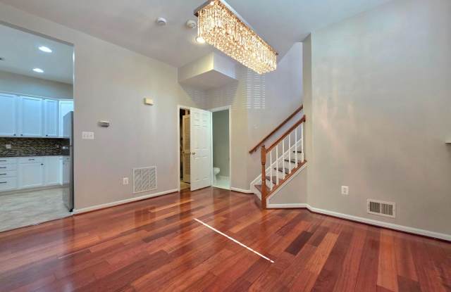 8346 MIDDLE RUDDINGS Drive