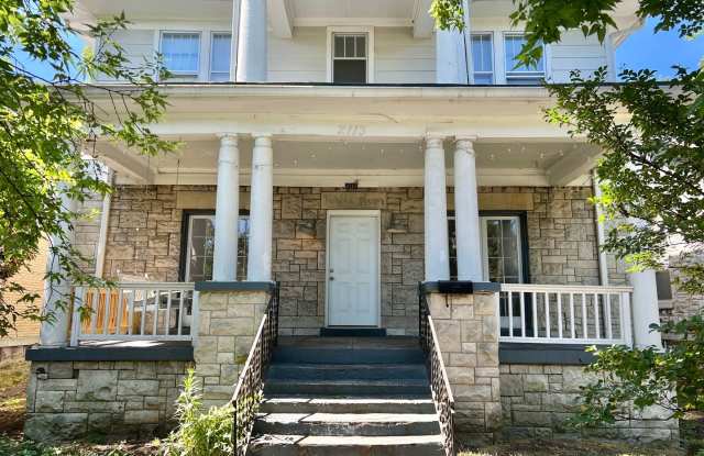 5 Bedroom, 3 Bath Home in Walking Distance to Vandy, Belmont and Hillsboro Village - 2113 Fairfax Avenue, Nashville, TN 37212