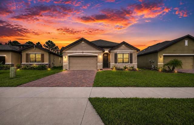 927 Remington Green Drive SE