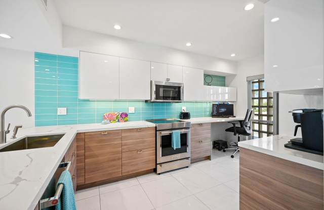 Photo of 277 E Alejo Road unit: 215