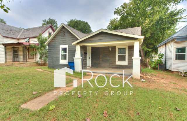 Photo of Updated Cozy 2 Bed 1 Bath Home in Guthrie Available Now ~MOVE IN SPECIAL~