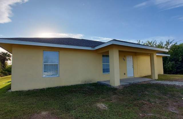 8016 Olive Circle