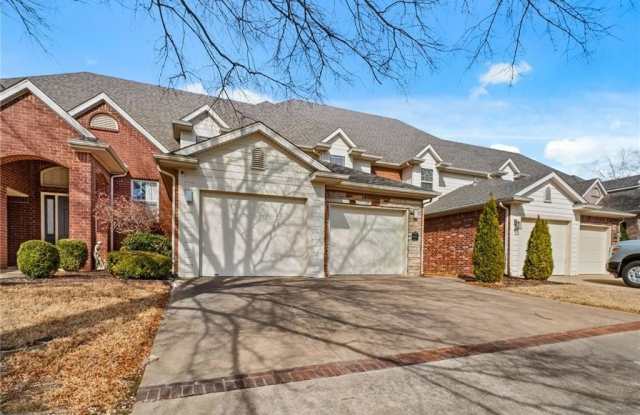 6683 Valley View  RD