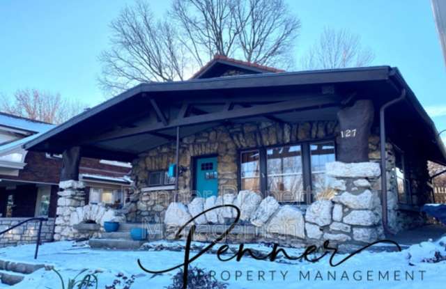 127 E KANSAS AVE