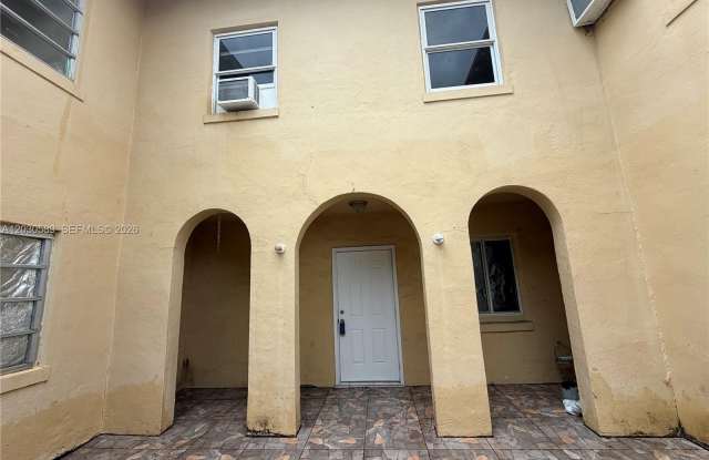 1420 NW 26th Ave