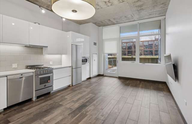 171 North Aberdeen Street