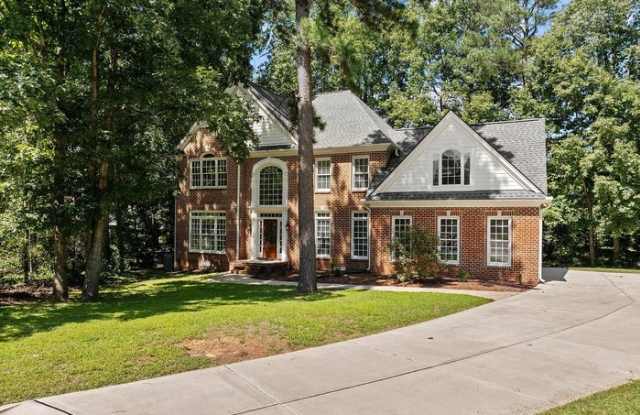 111 North Coslett Court