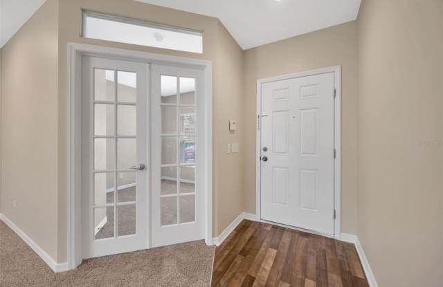 5809 FISHHAWK RIDGE DRIVE