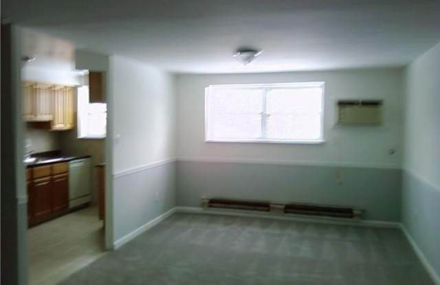 744 E CHESTER Pike unit: 12