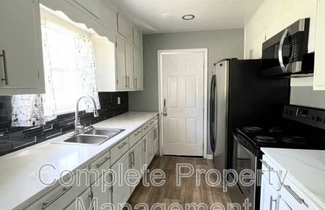 4536 40th Place North