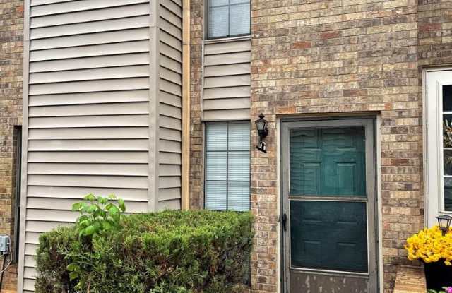 3230 PEARL ST # 6 - 1