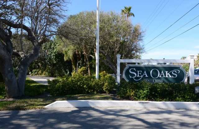 1315 E Winding Oaks Circle