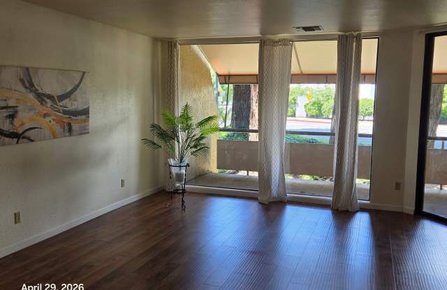 Spacious Downtown Sacramento Condo