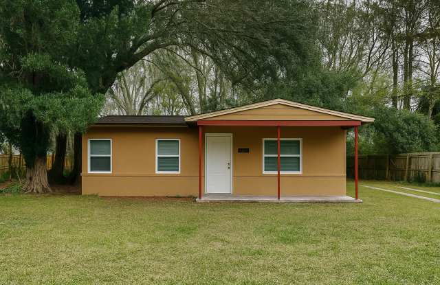 Photo of 3BR/1.5BA Home in Jacksonville FL w/ Spacious Yard