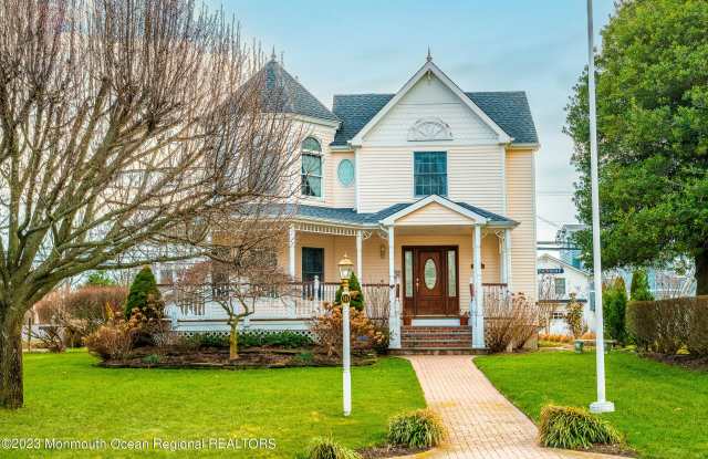 111 Norwood Avenue