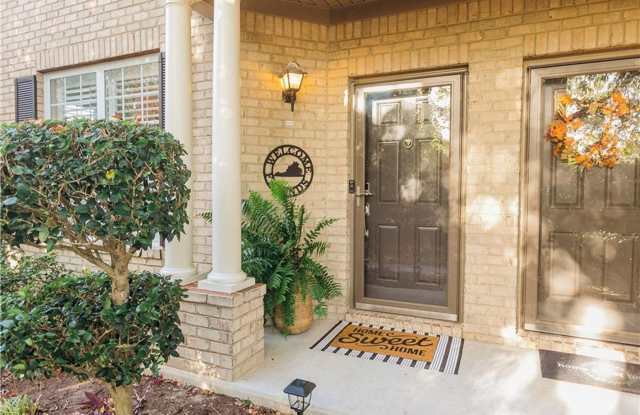 2000 Picardy Ct.
