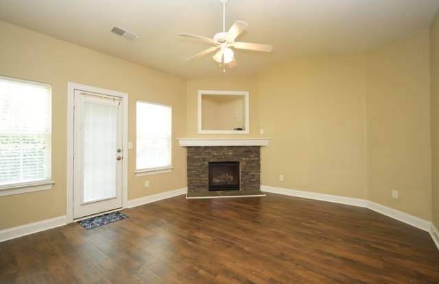 3116 Village Glen Lane