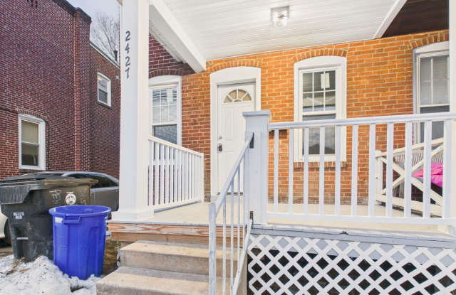 Charming 2 Bedroom Single Family on Penn St