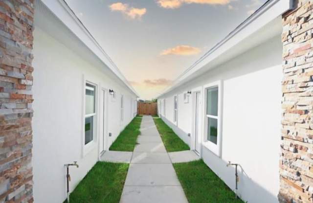 409 Rafael Drive - 3