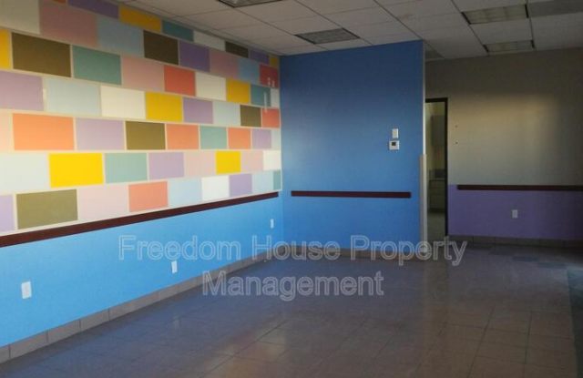 1460 East Calvada Boulevard