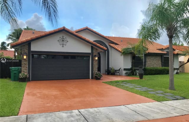 16570 SW 145th Ct - 16570 Southwest 145th Court, Richmond West, FL 33177