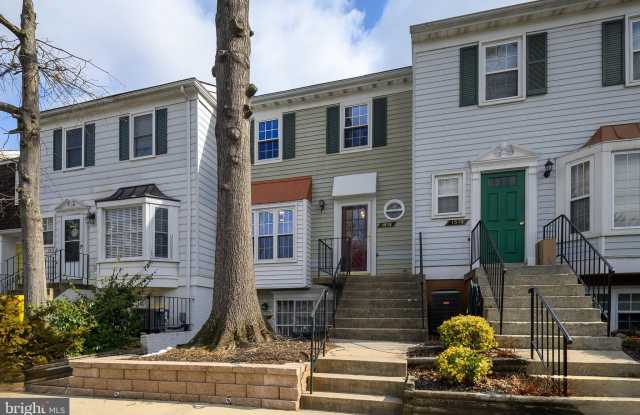 Photo of 1515 MARLBOROUGH Court