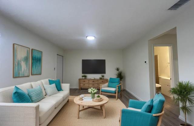 Photo of 43 Tangerine Court