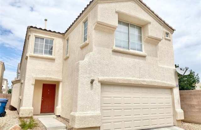 ADORABLE 3 BEDROOM 2.5 BATHROOM LOCATED IN A GATED COMMUNITY IN NORTH LAS VEGAS