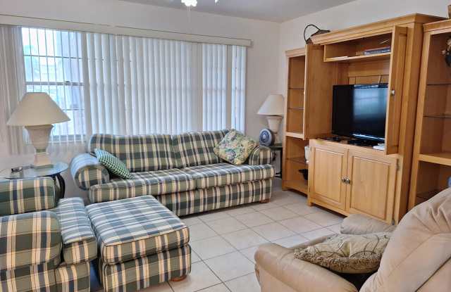 Photo of 1010 Wolverton A