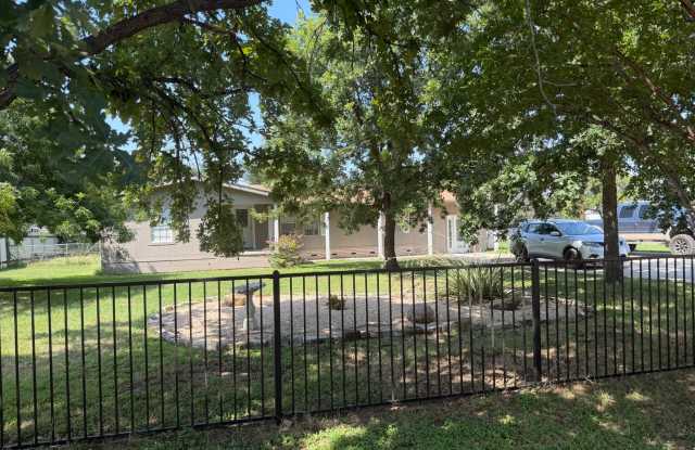 1/2 Acre lot with updated 3 bedroom/2 bath modular home + guest house