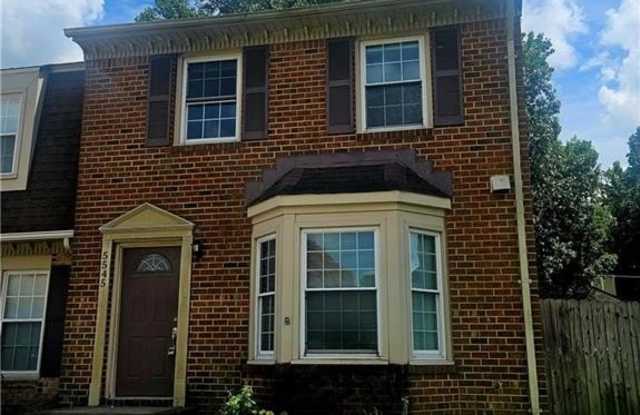 5545 Old Guard Crescent