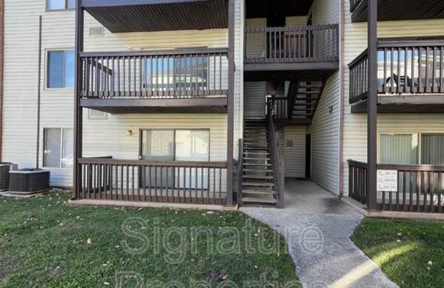 208 Wells Ct