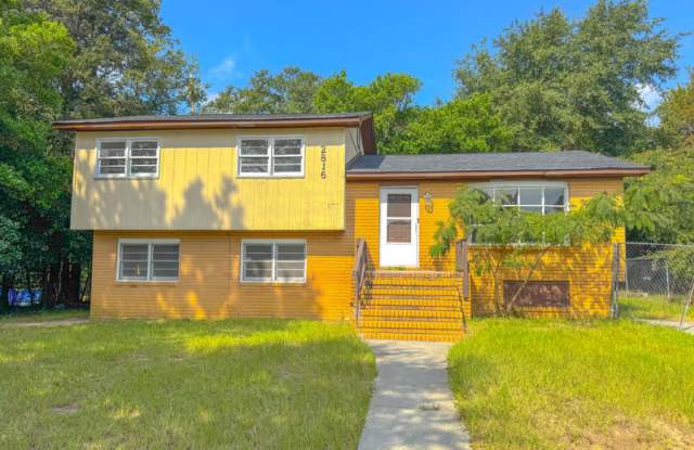 2816 Bob O Link Drive