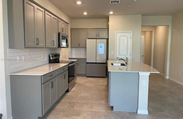 Photo of 2151 South Appleton Cir.