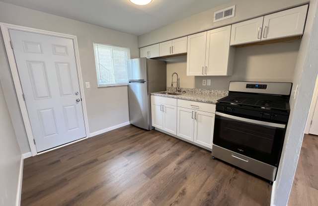 524 Rockdale Avenue - 1