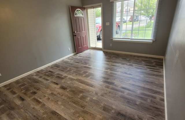 Photo of 404 Shade Tree Lane