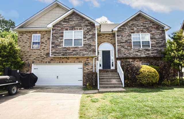 Pet Friendly Five Bedroom!