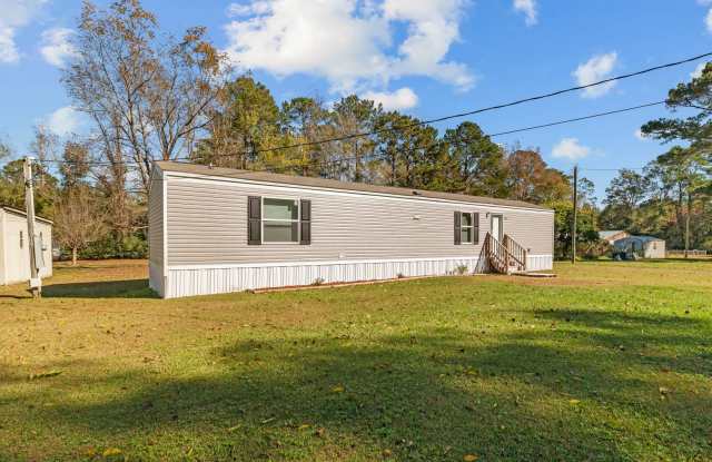 2 Bedroom, 2 Bathroom Home