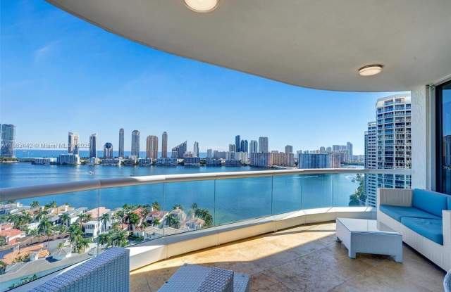 Photo of 6000 Island Blvd