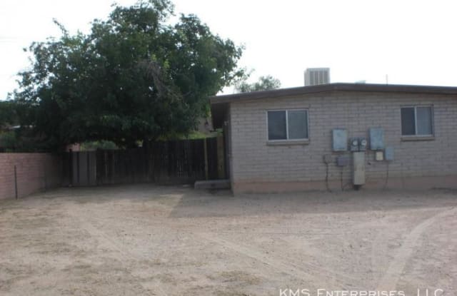 6948 S 6th Ave - 6948 South 6th Avenue, Tucson, AZ 85756