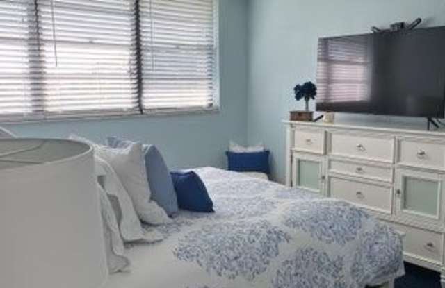 2420 Deer Creek Country Club Boulevard unit: 305-D