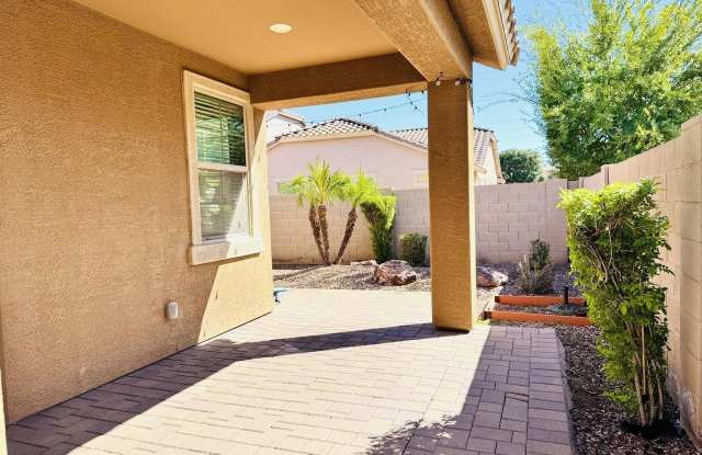 Photo of 3253 S Miller Drive