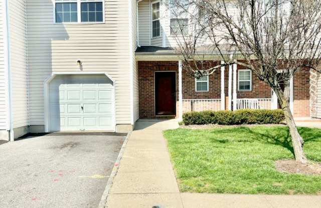Townhouse for rent in Piscataway - 2 Burgess Drive West, Piscataway, NJ 08854