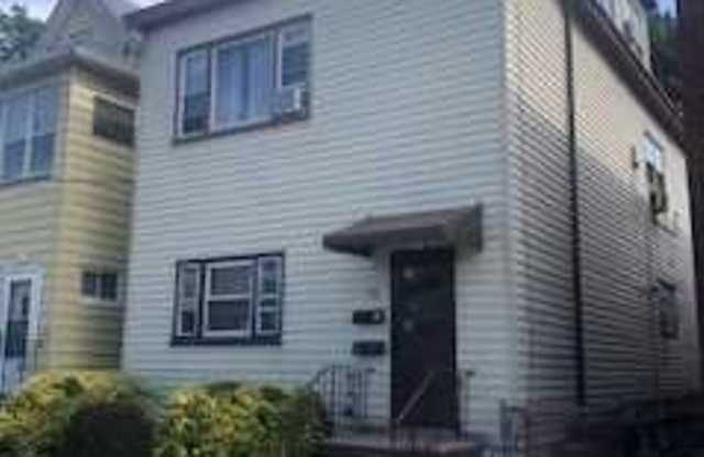 72 Van Winkle Avenue