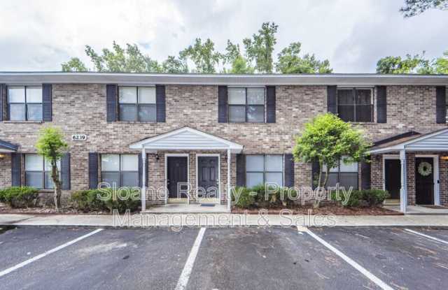 6239 E Lucille Dr