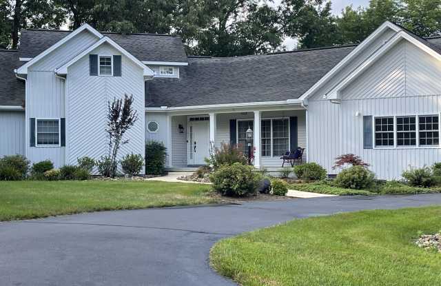 Photo of 1274 Arrowhead Dr