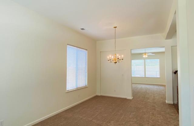 $2,690 Peach  Alluvial, Pool + Clovis Trail Access | W. Fallbrook Ave, Clovis