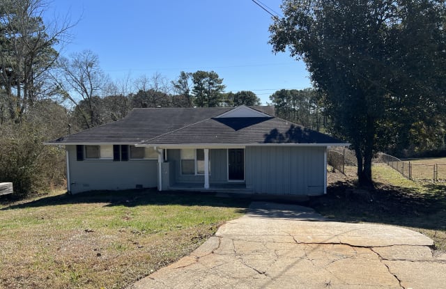 2835 Vicksburg Ct - 2835 Vicksburg Court, Panthersville, GA 30034