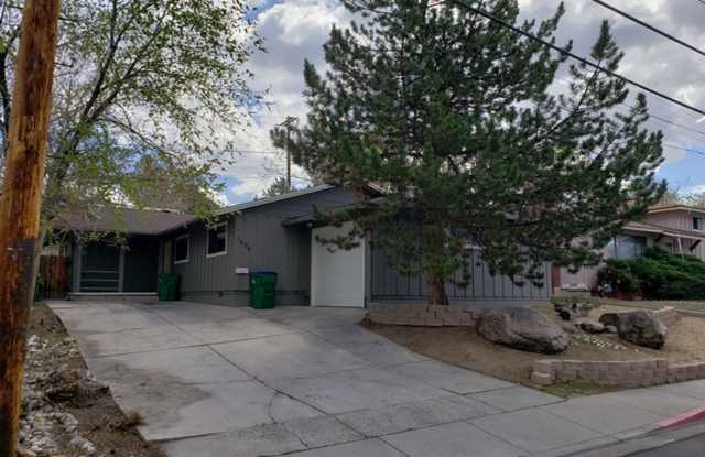 <b>Three Bedroom Home in Midtown District<br><br>