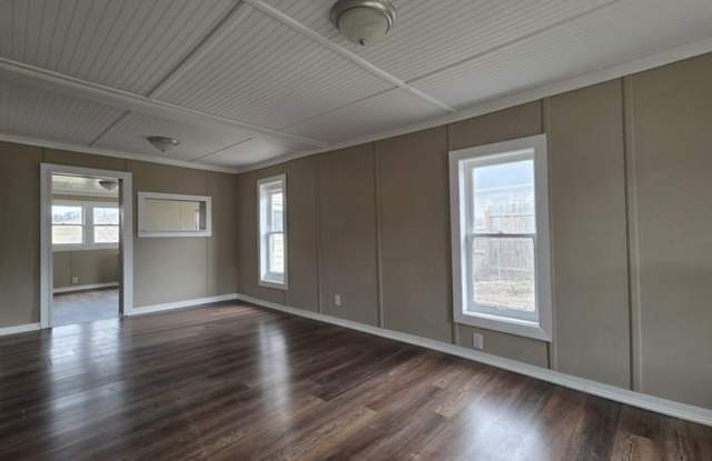 1411 Saint Louis Street